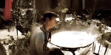 LOL手游用什么下载？